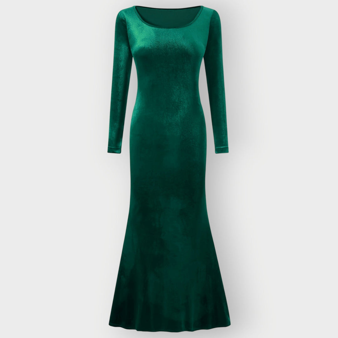 Kryenna | Luxe Evening Silhouette Velvet Gown